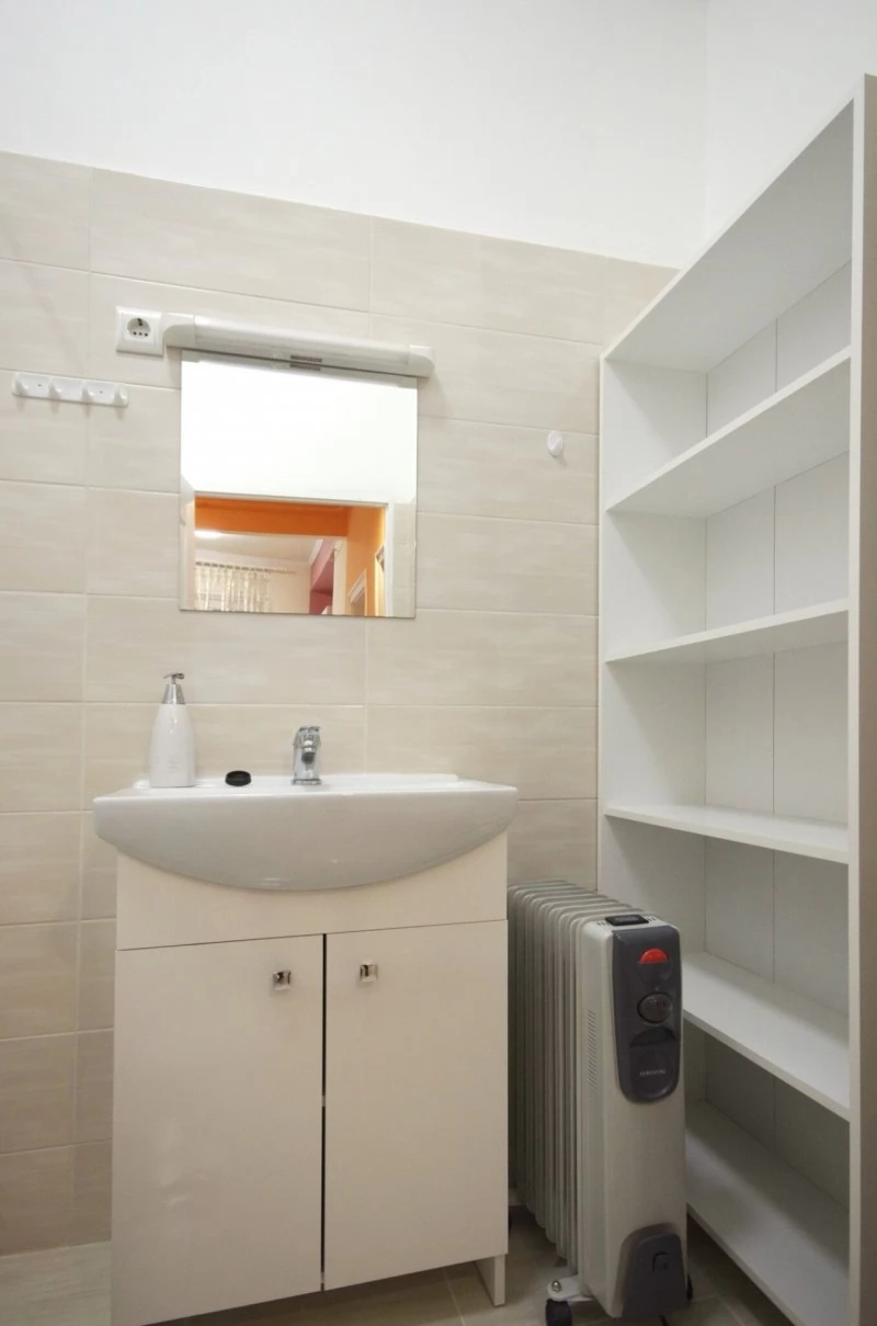 Jula Cazare | Cabană (K0326-13) Imaginea poate fi supusă drepturilor de autor. Se recomandă contactarea titularului drepturilor.