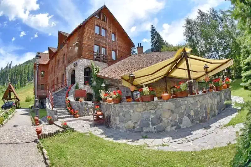 Băile Tușnad Cazare | Pensiune turistică (K1156-50) Imaginea poate fi supusă drepturilor de autor. Se recomandă contactarea titularului drepturilor.