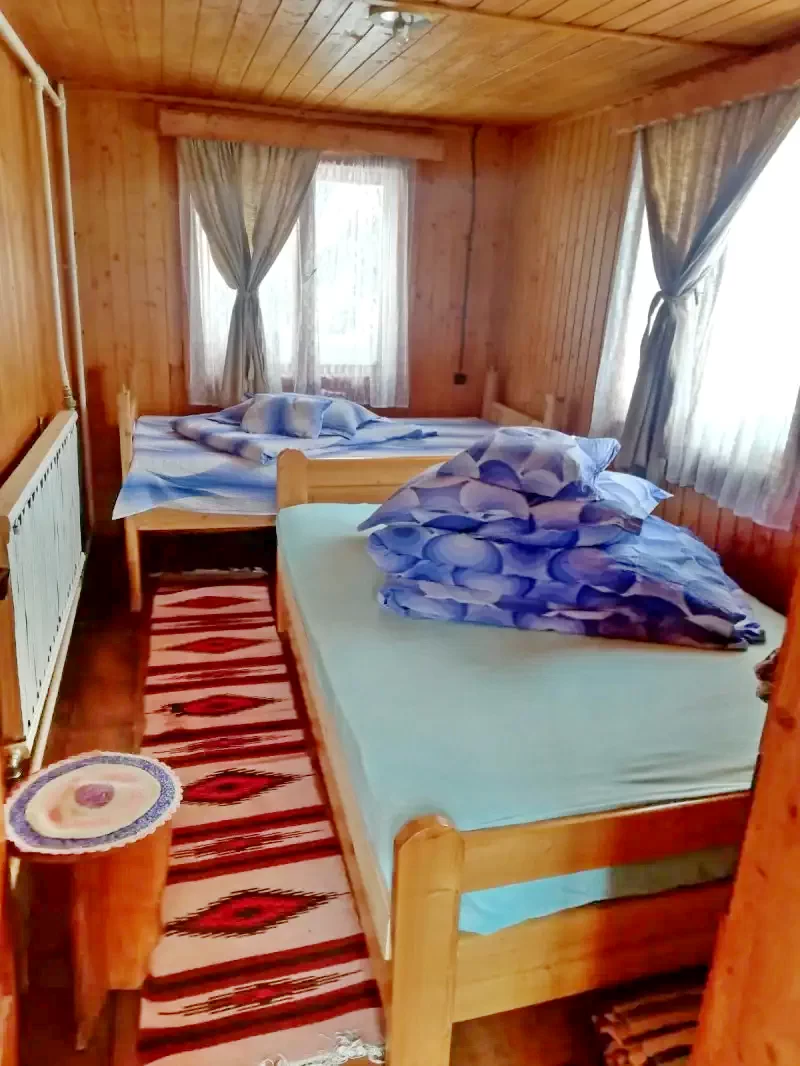 Harghita-Băi Cazare | Sat de vacanță (K1380-3) Imaginea poate fi supusă drepturilor de autor. Se recomandă contactarea titularului drepturilor.