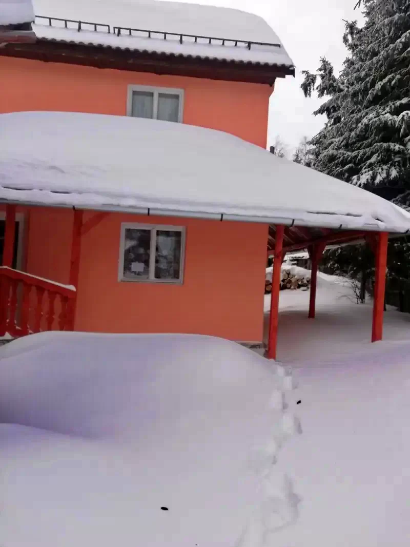 Hargitafürdő Szállás | Kulcsosház (K1380-16) A kép szerzői jogvédelem alatt állhat. Javasolt a kapcsolatfelvétel a jog tulajdonossal. Hargitafürdő Szállás | Kulcsosház (K1380-16) A kép szerzői jogvédelem alatt állhat. Javasolt a kapcsolatfelvétel a jog tulajdonossal.