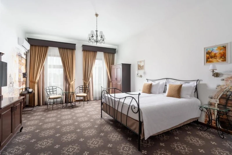 Szászsebes Szállás | Hotel**** (K1532-36) A kép szerzői jogvédelem alatt állhat. Javasolt a kapcsolatfelvétel a jog tulajdonossal. Szászsebes Szállás | Hotel**** (K1532-36) A kép szerzői jogvédelem alatt állhat. Javasolt a kapcsolatfelvétel a jog tulajdonossal.