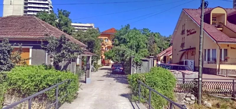 Băile Felix Cazare | Motel (K0034-8) Imaginea poate fi supusă drepturilor de autor. Se recomandă contactarea titularului drepturilor.