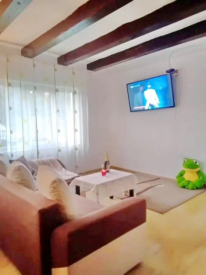 Kiskalota Szállás | Vendégház (K0536-14) A kép szerzői jogvédelem alatt állhat. Javasolt a kapcsolatfelvétel a jog tulajdonossal. Kiskalota Szállás | Vendégház (K0536-14) A kép szerzői jogvédelem alatt állhat. Javasolt a kapcsolatfelvétel a jog tulajdonossal.