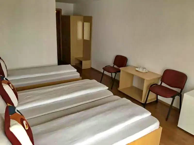 Arad Cazare | Motel (K0934-6) Imaginea poate fi supusă drepturilor de autor. Se recomandă contactarea titularului drepturilor.