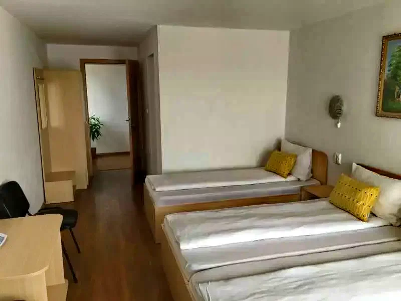 Arad Cazare | Motel (K0934-7) Imaginea poate fi supusă drepturilor de autor. Se recomandă contactarea titularului drepturilor.