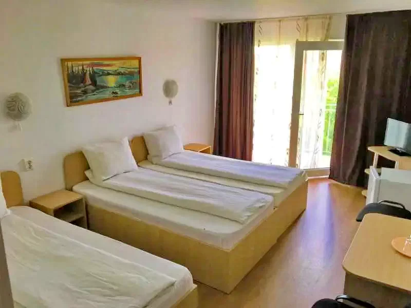 Arad Cazare | Motel (K0934-13) Imaginea poate fi supusă drepturilor de autor. Se recomandă contactarea titularului drepturilor.