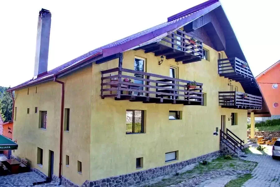 Szebenjuharos Szállás | Kemping / turistapihenő (K1220-1) A kép szerzői jogvédelem alatt állhat. Javasolt a kapcsolatfelvétel a jog tulajdonossal.