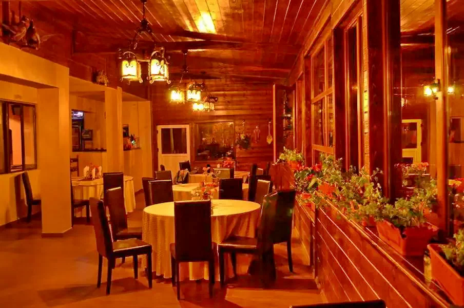 Păltiniș Cazare | Vila (K1220-5) Imaginea poate fi supusă drepturilor de autor. Se recomandă contactarea titularului drepturilor. Păltiniș Cazare | Vila (K1220-5) Imaginea poate fi supusă drepturilor de autor. Se recomandă contactarea titularului drepturilor.