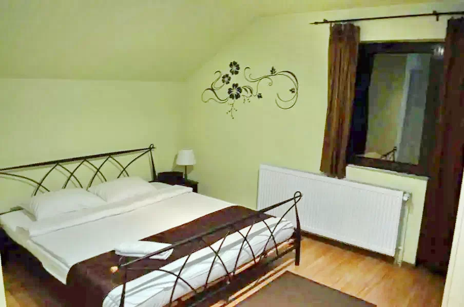 Păltiniș Cazare | Vila (K1220-15) Imaginea poate fi supusă drepturilor de autor. Se recomandă contactarea titularului drepturilor. Păltiniș Cazare | Vila (K1220-15) Imaginea poate fi supusă drepturilor de autor. Se recomandă contactarea titularului drepturilor.