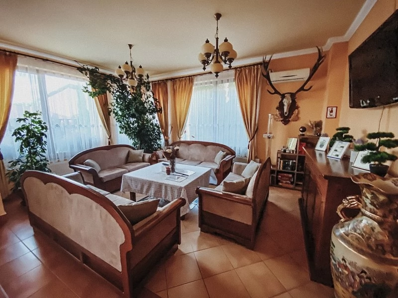 Félixfürdő Szállás | Motel (K0775-5) A kép szerzői jogvédelem alatt állhat. Javasolt a kapcsolatfelvétel a jog tulajdonossal.