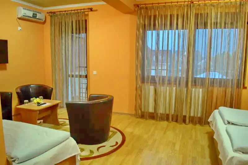 Félixfürdő Szállás | Motel (K0775-17) A kép szerzői jogvédelem alatt állhat. Javasolt a kapcsolatfelvétel a jog tulajdonossal.