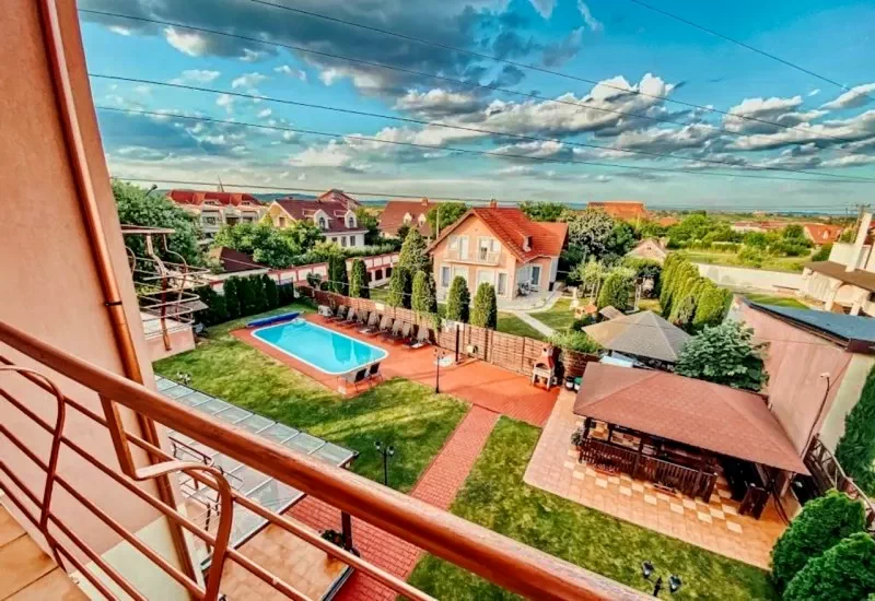 Băile Felix Cazare | Motel (K0775-42) Imaginea poate fi supusă drepturilor de autor. Se recomandă contactarea titularului drepturilor.