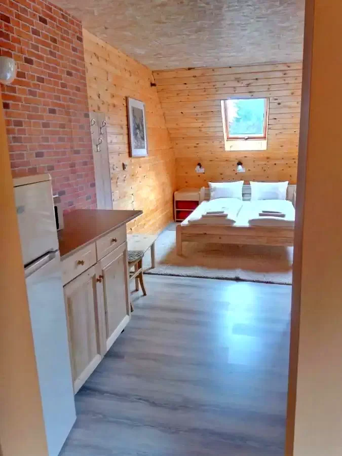 Csíkszentimre Szállás | Motel (K1134-9) A kép szerzői jogvédelem alatt állhat. Javasolt a kapcsolatfelvétel a jog tulajdonossal.