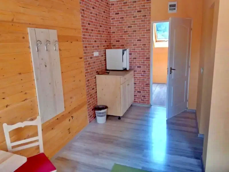 Sântimbru Cazare | Motel (K1134-18) Imaginea poate fi supusă drepturilor de autor. Se recomandă contactarea titularului drepturilor.