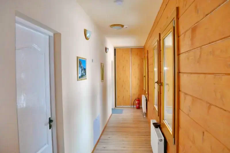 Csíkszentimre Szállás | Motel (K1134-25) A kép szerzői jogvédelem alatt állhat. Javasolt a kapcsolatfelvétel a jog tulajdonossal.