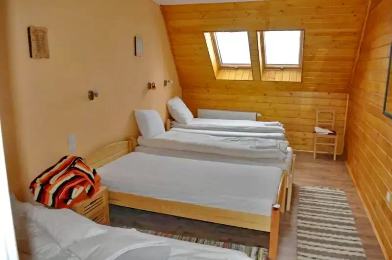 Sântimbru Cazare | Motel (K1134-28) Imaginea poate fi supusă drepturilor de autor. Se recomandă contactarea titularului drepturilor.