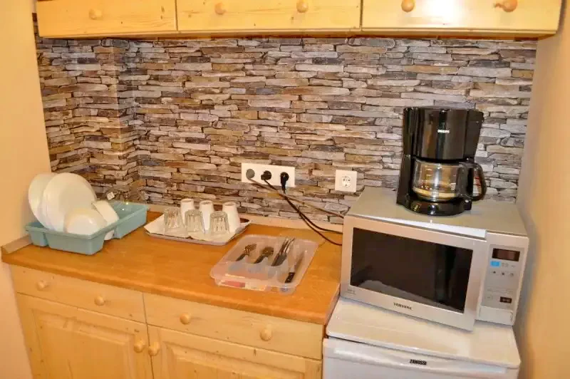 Sântimbru Cazare | Motel (K1134-52) Imaginea poate fi supusă drepturilor de autor. Se recomandă contactarea titularului drepturilor.