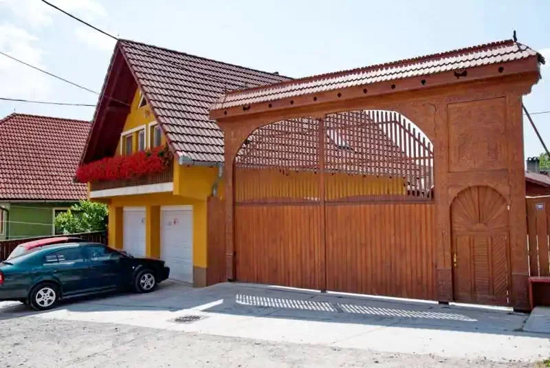 Zetelaka Szállás | Motel (K0498-46) A kép szerzői jogvédelem alatt állhat. Javasolt a kapcsolatfelvétel a jog tulajdonossal.