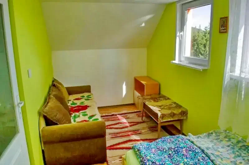 Harghita-Băi Cazare | Cabană (K1203-23) Imaginea poate fi supusă drepturilor de autor. Se recomandă contactarea titularului drepturilor. Harghita-Băi Cazare | Cabană (K1203-23) Imaginea poate fi supusă drepturilor de autor. Se recomandă contactarea titularului drepturilor.