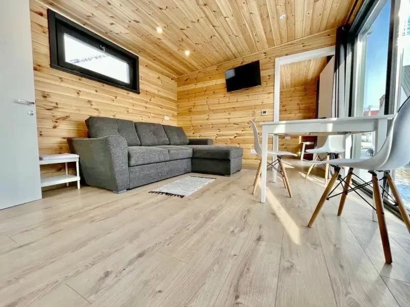 Kézdivásárhely Szállás | Kulcsosház / Turisztikai faház (K1413-1) A kép szerzői jogvédelem alatt állhat. Javasolt a kapcsolatfelvétel a jog tulajdonossal.