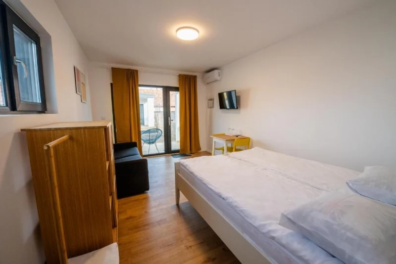 Târgu Secuiesc Cazare | Sat de vacanță (K1413-36) Imaginea poate fi supusă drepturilor de autor. Se recomandă contactarea titularului drepturilor.