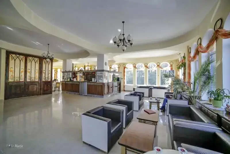 Băile Herculane Cazare | Hotel*** (K0871-14) Imaginea poate fi supusă drepturilor de autor. Se recomandă contactarea titularului drepturilor. Băile Herculane Cazare | Hotel*** (K0871-14) Imaginea poate fi supusă drepturilor de autor. Se recomandă contactarea titularului drepturilor.