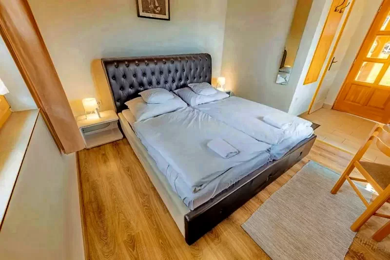 Szigetbecse Szállás | Vendégház (K0961-5) A kép szerzői jogvédelem alatt állhat. Javasolt a kapcsolatfelvétel a jog tulajdonossal. Szigetbecse Szállás | Vendégház (K0961-5) A kép szerzői jogvédelem alatt állhat. Javasolt a kapcsolatfelvétel a jog tulajdonossal.