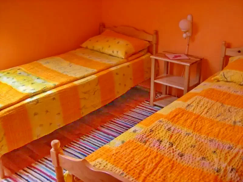 Ghelința Cazare | Motel (K0146-9) Imaginea poate fi supusă drepturilor de autor. Se recomandă contactarea titularului drepturilor.