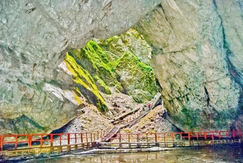 Scarisoara-i Jégbarlang