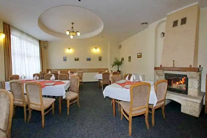 Borșa Cazare | Hotel*** (K0984-6) Imaginea poate fi supusă drepturilor de autor. Se recomandă contactarea titularului drepturilor.