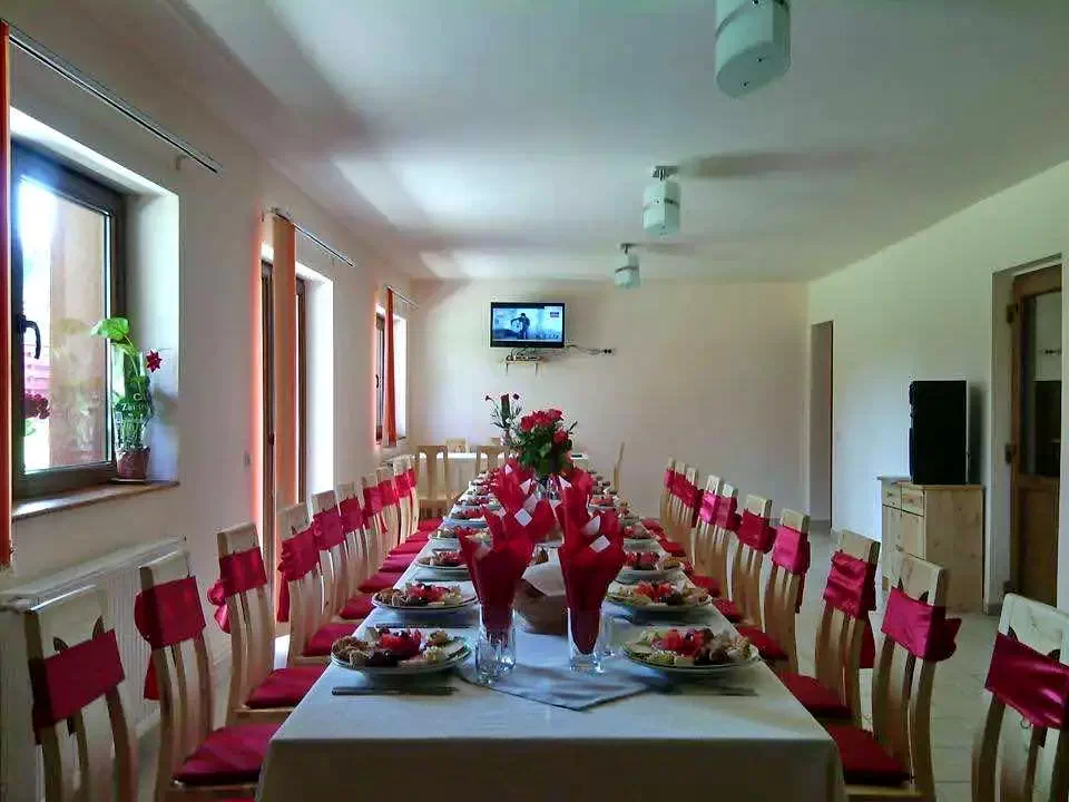 Beliș Cazare | Motel (K1011-4) Imaginea poate fi supusă drepturilor de autor. Se recomandă contactarea titularului drepturilor.