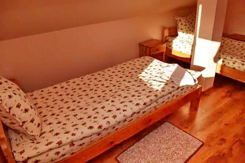 Beliș Cazare | Motel (K1011-10) Imaginea poate fi supusă drepturilor de autor. Se recomandă contactarea titularului drepturilor.