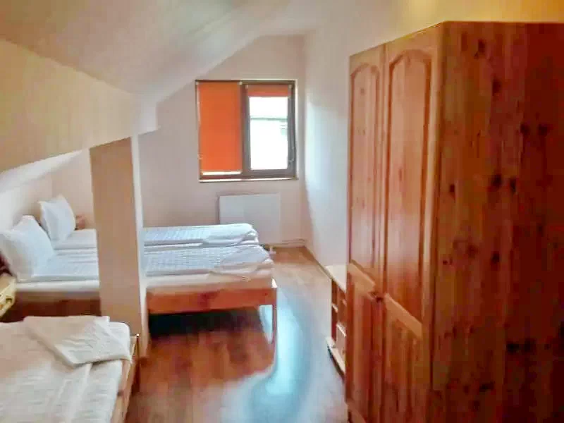 Jósikafalva Szállás | Motel (K1011-16) A kép szerzői jogvédelem alatt állhat. Javasolt a kapcsolatfelvétel a jog tulajdonossal.