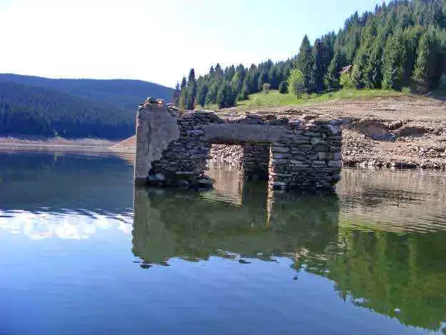 Beliș Cazare | Motel (K1011-33) Imaginea poate fi supusă drepturilor de autor. Se recomandă contactarea titularului drepturilor.