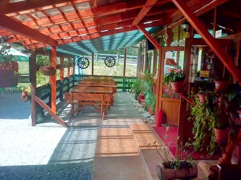 Felsőgirda Szállás | Motel (K0402-8) A kép szerzői jogvédelem alatt állhat. Javasolt a kapcsolatfelvétel a jog tulajdonossal.