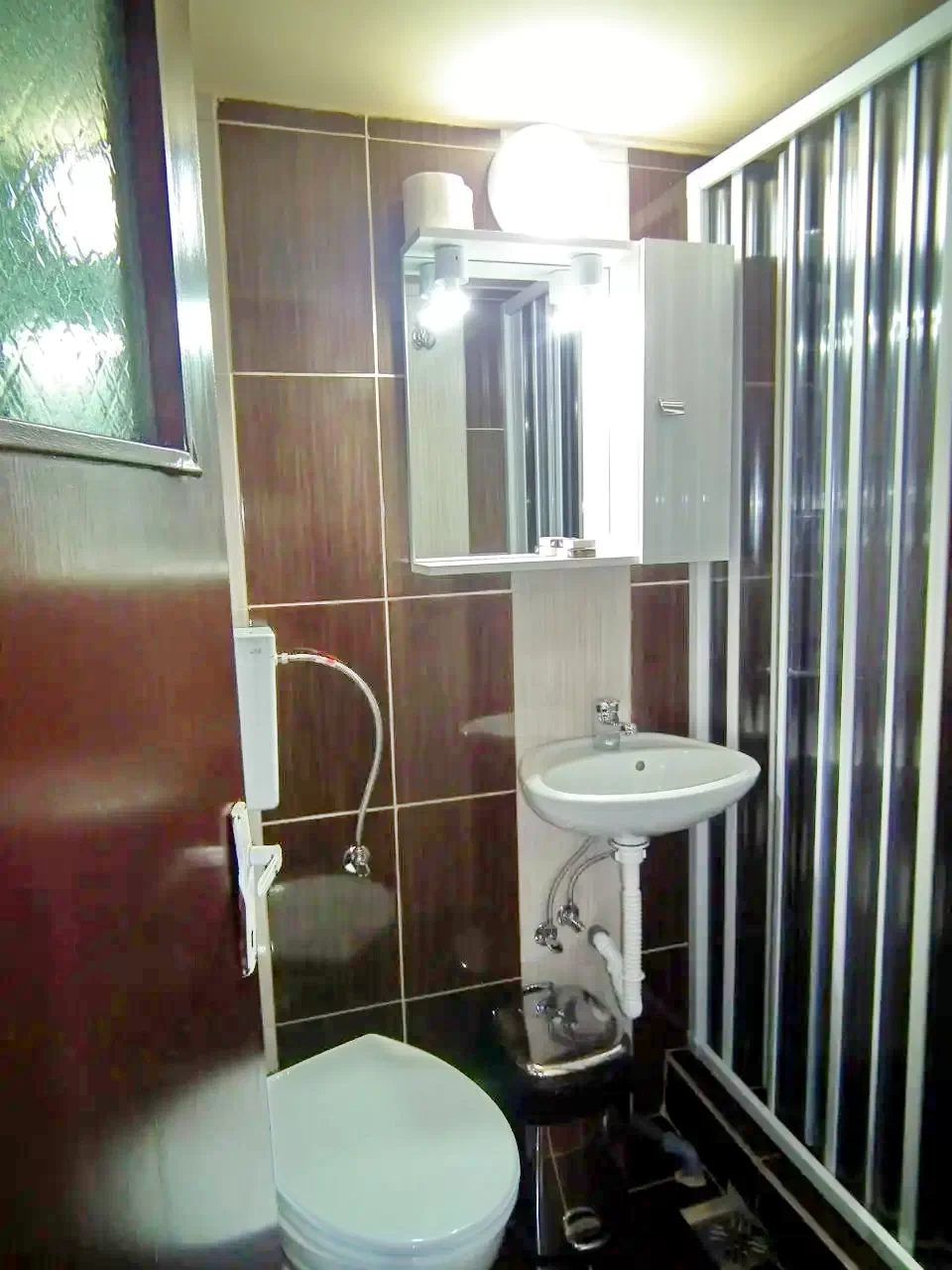 Felsőgirda Szállás | Motel (K0402-36) A kép szerzői jogvédelem alatt állhat. Javasolt a kapcsolatfelvétel a jog tulajdonossal.