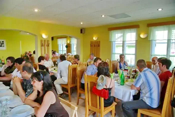 Szentegyháza Szállás | Motel (K1141-2) A kép szerzői jogvédelem alatt állhat. Javasolt a kapcsolatfelvétel a jog tulajdonossal.