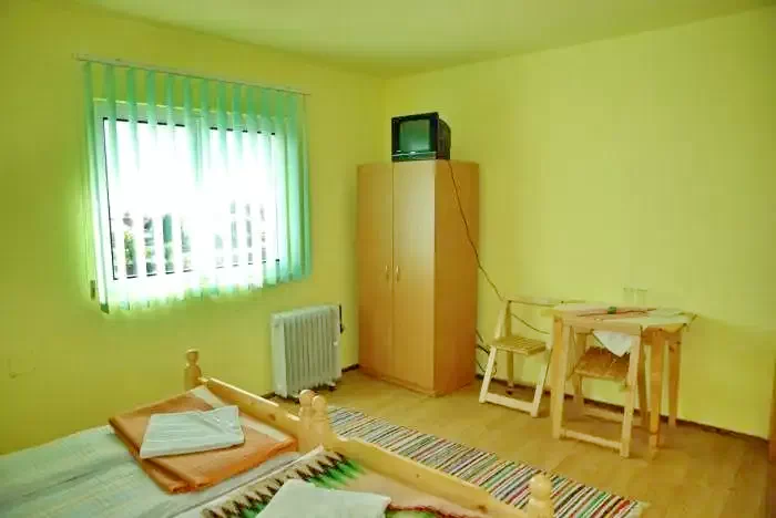 Szentegyháza Szállás | Panzió (K1141-21) A kép szerzői jogvédelem alatt állhat. Javasolt a kapcsolatfelvétel a jog tulajdonossal.