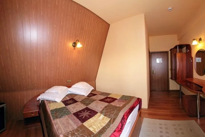 Vârtop Cazare | Pensiune turistică (K1458-52) Imaginea poate fi supusă drepturilor de autor. Se recomandă contactarea titularului drepturilor.