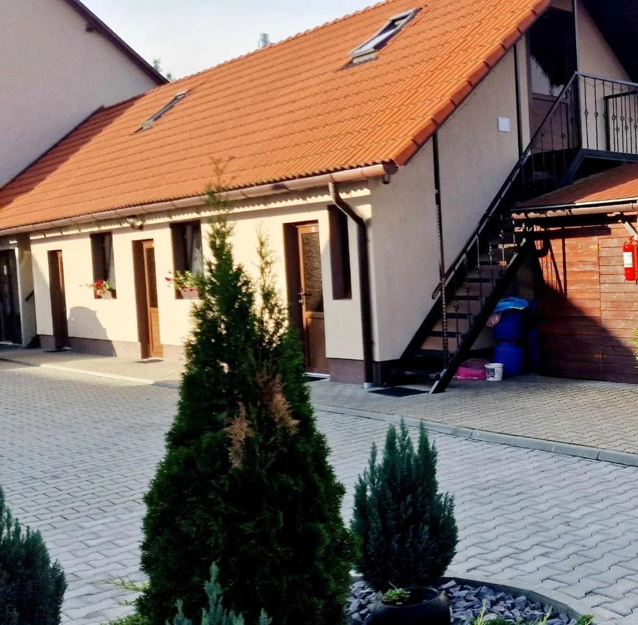 Farkaslaka Szállás | Vendégház (K0981-2) A kép szerzői jogvédelem alatt állhat. Javasolt a kapcsolatfelvétel a jog tulajdonossal.