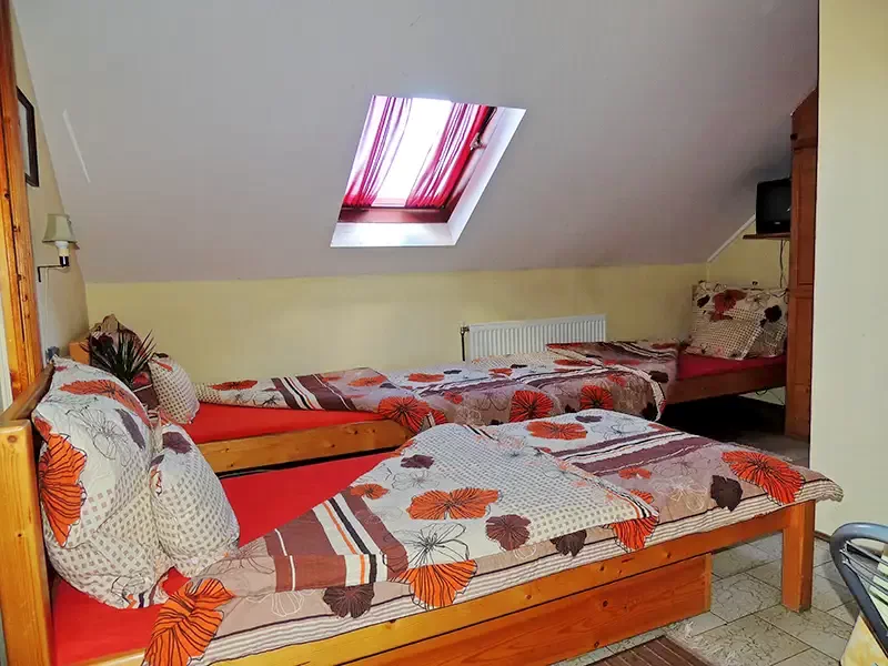 Budapesta Cazare | Motel (K0757-4) Imaginea poate fi supusă drepturilor de autor. Se recomandă contactarea titularului drepturilor.