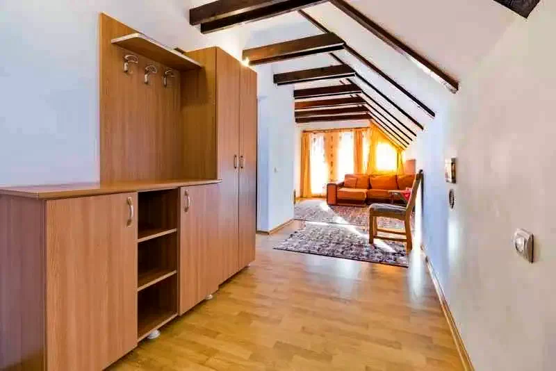 Bran Cazare | Motel (K0233-31) Imaginea poate fi supusă drepturilor de autor. Se recomandă contactarea titularului drepturilor.