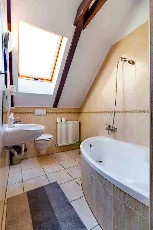 Bran Cazare | Motel (K0233-36) Imaginea poate fi supusă drepturilor de autor. Se recomandă contactarea titularului drepturilor.