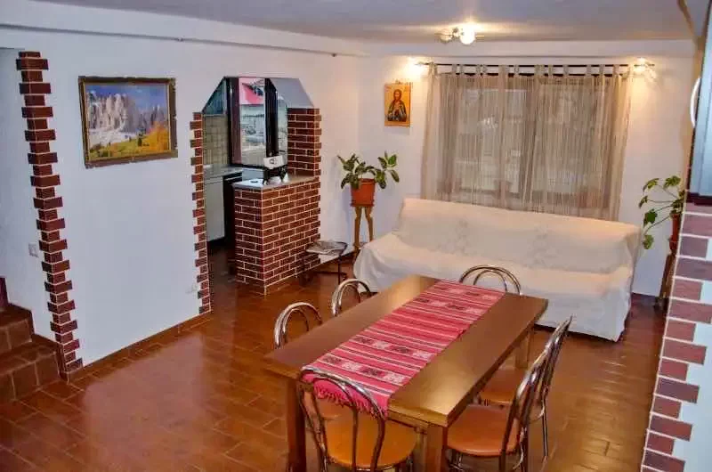  Szállás | Motel (K0885-3) A kép szerzői jogvédelem alatt állhat. Javasolt a kapcsolatfelvétel a jog tulajdonossal.