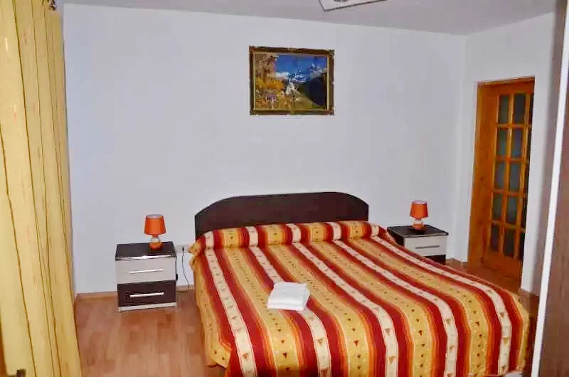 Corbeni Cazare | Pensiune (K0885-4) Imaginea poate fi supusă drepturilor de autor. Se recomandă contactarea titularului drepturilor.