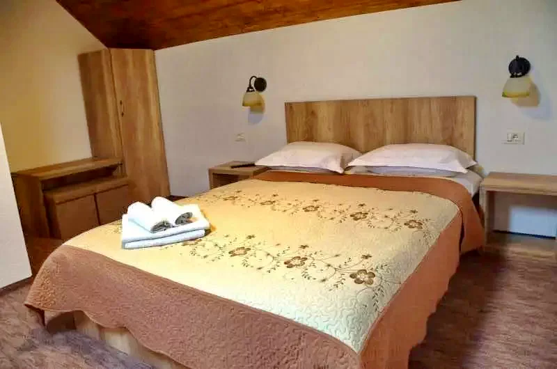  Szállás | Motel (K0885-24) A kép szerzői jogvédelem alatt állhat. Javasolt a kapcsolatfelvétel a jog tulajdonossal.