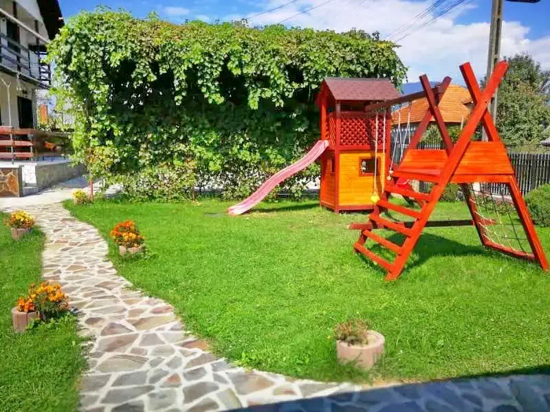 Szállás | Panzió (K0885-25) A kép szerzői jogvédelem alatt állhat. Javasolt a kapcsolatfelvétel a jog tulajdonossal.  Szállás | Panzió (K0885-25) A kép szerzői jogvédelem alatt állhat. Javasolt a kapcsolatfelvétel a jog tulajdonossal.