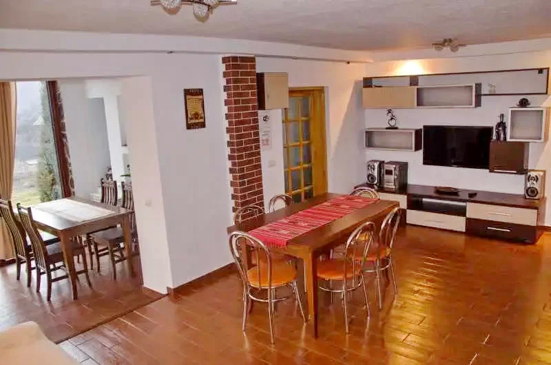 Szállás | Panzió (K0885-39) A kép szerzői jogvédelem alatt állhat. Javasolt a kapcsolatfelvétel a jog tulajdonossal.  Szállás | Panzió (K0885-39) A kép szerzői jogvédelem alatt állhat. Javasolt a kapcsolatfelvétel a jog tulajdonossal.