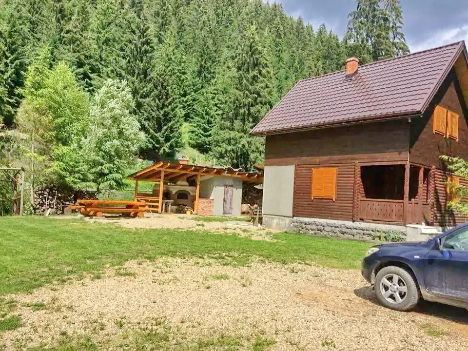 Gyergyószentmiklós Szállás | Kulcsosház (K0250-18) A kép szerzői jogvédelem alatt állhat. Javasolt a kapcsolatfelvétel a jog tulajdonossal. Gyergyószentmiklós Szállás | Kulcsosház (K0250-18) A kép szerzői jogvédelem alatt állhat. Javasolt a kapcsolatfelvétel a jog tulajdonossal.