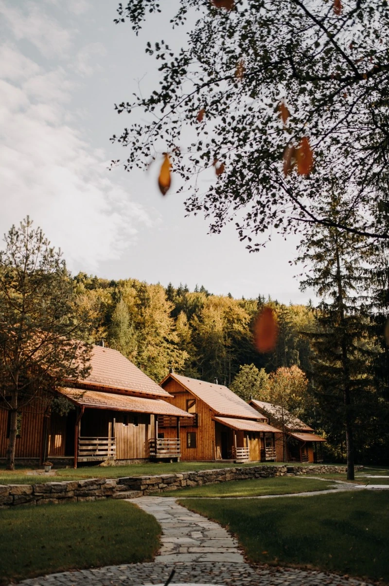 Madarasi Hargita Szállás | Kulcsosház (K0479-27) A kép szerzői jogvédelem alatt állhat. Javasolt a kapcsolatfelvétel a jog tulajdonossal. Madarasi Hargita Szállás | Kulcsosház (K0479-27) A kép szerzői jogvédelem alatt állhat. Javasolt a kapcsolatfelvétel a jog tulajdonossal.